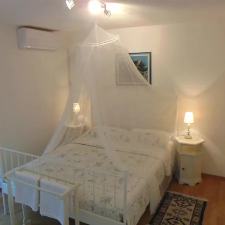 Karolina Appartement *