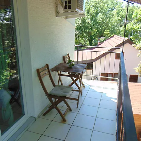 Appartement Karolina *