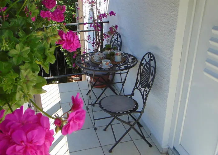 Karolina Apartment *